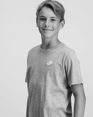 Nike K Nsw Tee Emb Futura Lbr Grå T-skjorter Unisex - Kids Brand Store