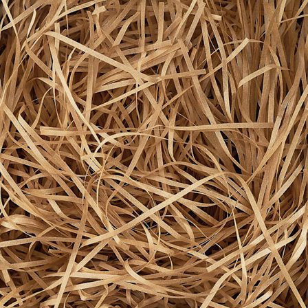 500g ruskea silputtu paperi, pehmeä ja rapea käärimiseen, ihanteellinen täyte lahjapakkauksiin, paketteihin ja koreihin