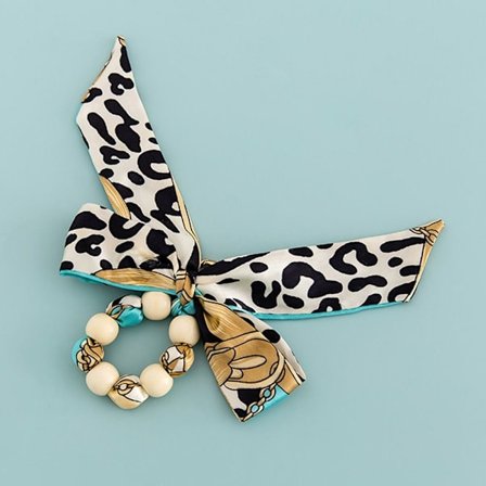 Nyckelring med träpärlor armband 4 4