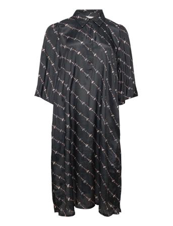 Kclinoma Dress Knälång Klänning Svart Kaffe Curve