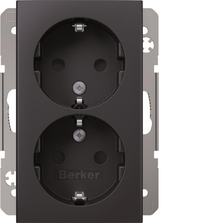 Berker S.1 Vägguttagsinsats med petskydd och x-plint, 2-vägs, Strömbrytare & vägguttag