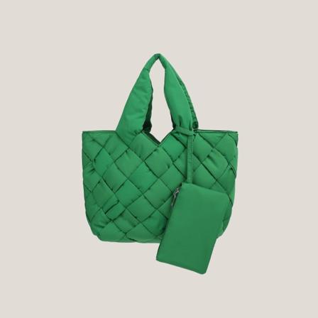 Vævet nylon polstret tote Stor kapacitet dun quiltet skuldertaske green