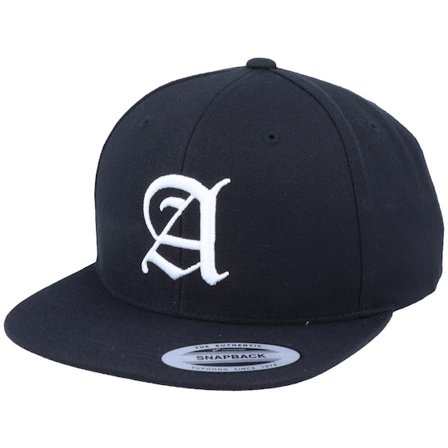 Iconic - Svart snapback Keps - A Letter 3D Black Snapback @ Hatstore