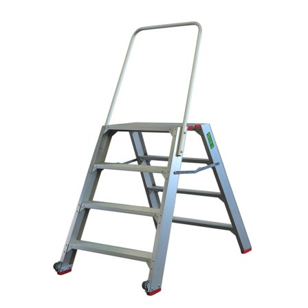 Arbetsbock, 4-stegs med räcke & hjul
