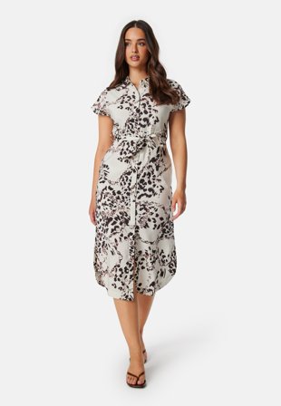 Object Collectors Item - Objfilla S/S SHIRT DRESS - White Sand/AOP MOREL - Kläder - - Bubbleroom