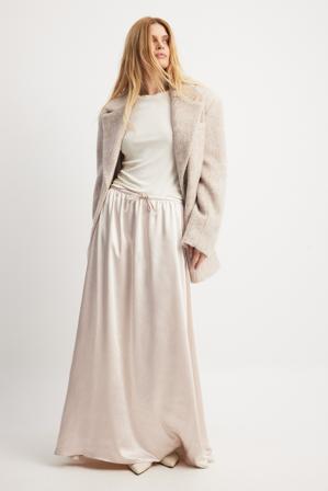 NA-KD Drawstring Satin Maxi Skirt - Satin nederdele - Beige - EU 32