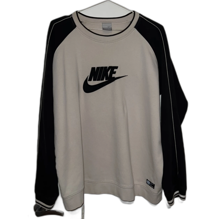 Nike sweatshirt