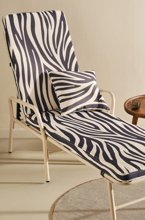 Jotex - Madrass Svart zebra - MENTON - Kjøp Puter & sitteputer hos Jotex