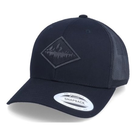 Wild Spirit - Svart trucker Keps - Charcoal Pine Mountain Patch Black Trucker @ Hatstore