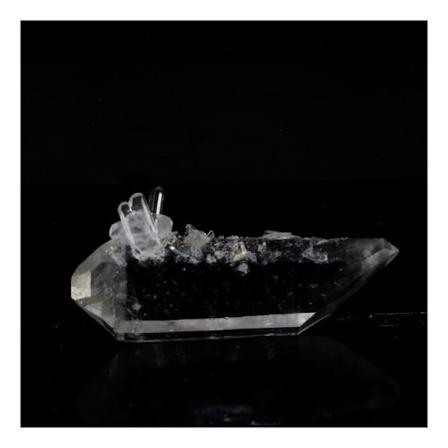 Sten og mineraler. Dobbelt-termineret kvarts. 26,0 ct. Freney d'Oisans, Bourg d'Oisans, Frankrig.