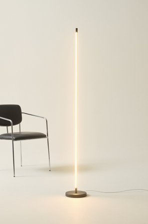 Jotex - ALISO gulvlampe LED Matt black - Kjøp Gulvlamper hos Jotex