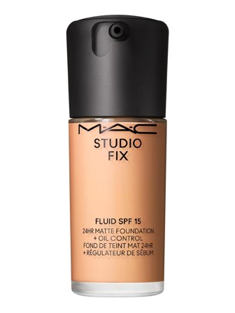 Studio Fix Fluid SPF 15 24HR Matte Foundation + Oil Control