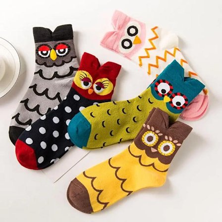 5 paria puuvillasukkia naisille eläinaiheilla