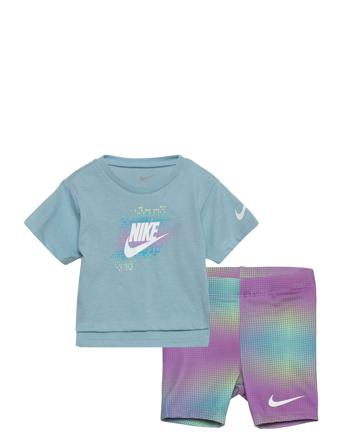 Aop Bike Short Set Sets Sets With Short-sleeved T-shirt Multi/mønstret Nike*Betinget Tilbud
