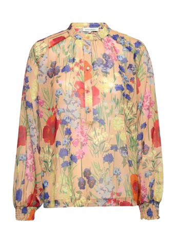 Elly Patterned Six Ames