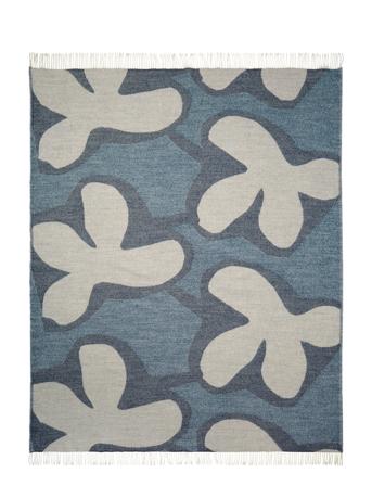 Kevätkiuru Blanket 140X180Cm Home Textiles Cushions & Blankets Blankets & Throws Monivärinen/Kuvioitu Marimekko Home