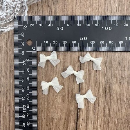 10 kpl Pearlescent Lanka Bow Nail Art Decoration VALKOINEN