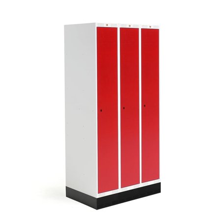 Student locker ROZ, 3 modules, 3 doors, 1890x900x550 mm, red, incl. base