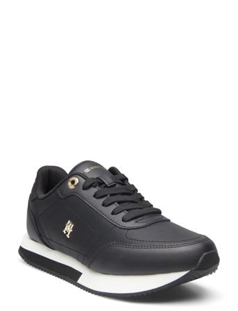 Elevated Essent Runner Monogram Matalavartiset Sneakerit Tennarit Black Tommy Hilfiger