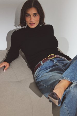 NA-KD - Ribbestrikket topp med lange ermer og rullekrage - Pologenser - Svart - XL