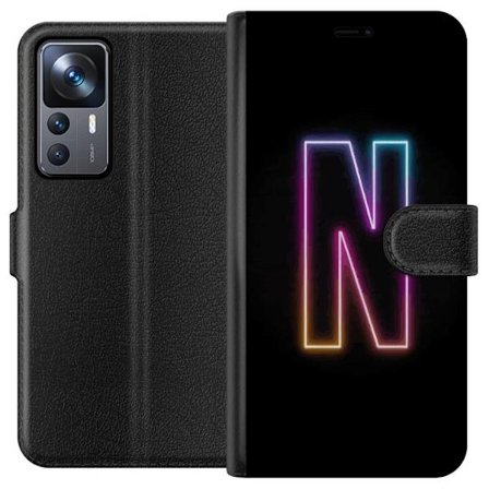 Kompatibelt Plånboksfodral till Xiaomi Xiaomi 12T Minimalistisk neonbokstav N i färgskiftande ljus mot svart bakgrund