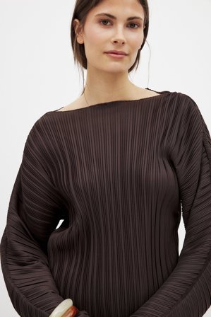 Claire Rose x NA-KD Plissiertes Langarm-Top - Langarmshirts - Braun - M