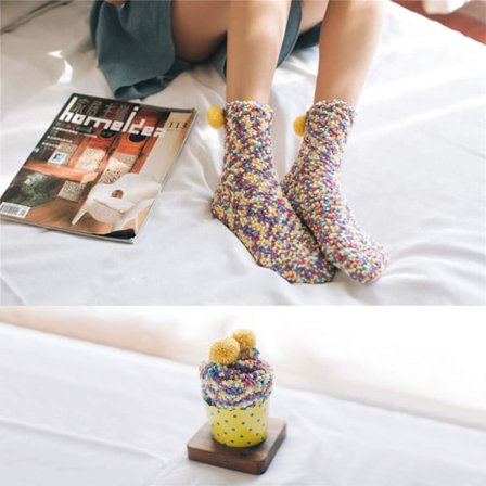 Present till Kvinnor Mjuka Strumpor Damer, Roliga Strumpor Presentidéer Julklapp till Vän, Fluffiga Strumpor Julklappar