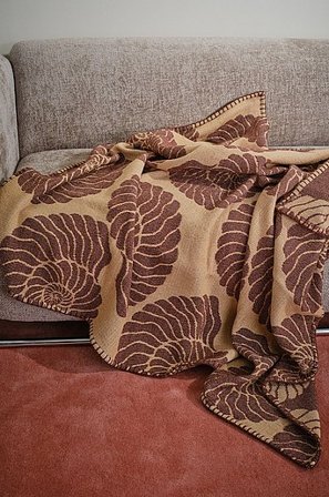 Jotex - Decke 130x170 Cm Kastanjebrun/beige - SHIELA - Kaufe Plaids und Decken bei Jotex