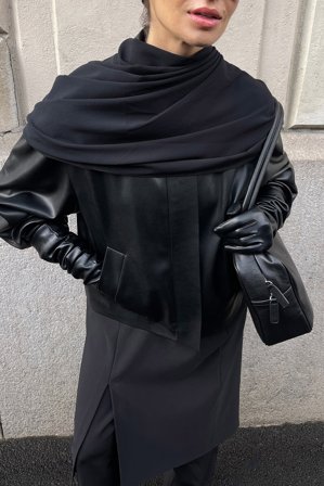 NA-KD kurze PU-Jacke - Kunstlederjacken - Schwarz - EU 40