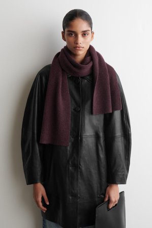 COS Men's Ribbed Wool-Cashmere Scarf in Red