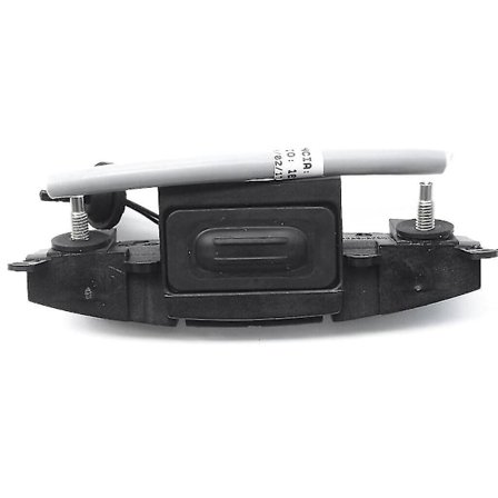 Takaluukun lukon avauskytkin Nissan Micralle