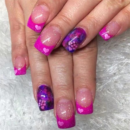 24x Korte Firkantede Kunstige Negle Fransk Tip Fuld Dækning Klæbepå Negle Blanke Kunstige Negle Valentinsdag Tryk-på Negle [HK]