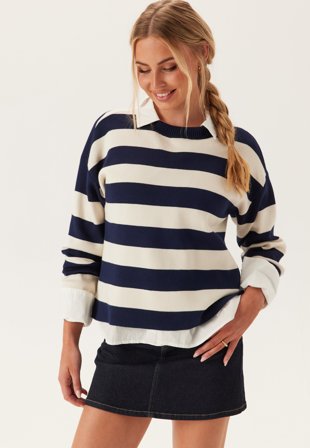VERO MODA - Vmsilje Ls O-neck Boxy Pullove - Navy Blazer Stripes:BIRCH