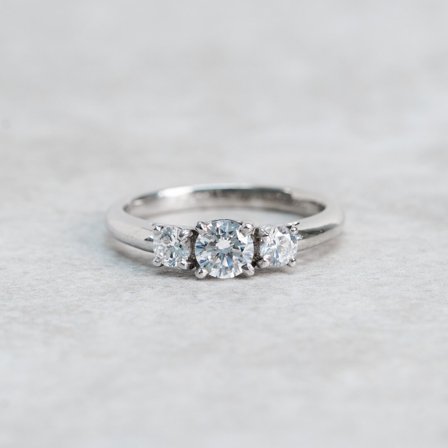 Förlovningsring Magnolia, 18K Vitguld - Förlovning- och vigselringar