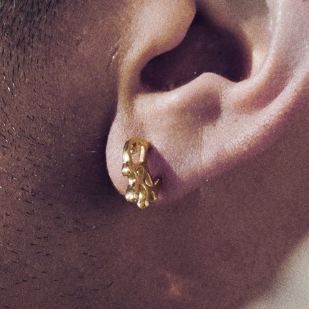 Fahrenheit | Cercel auriu cu bolț cu semnul păcii topit pentru bărbați - Cercei cu șurub