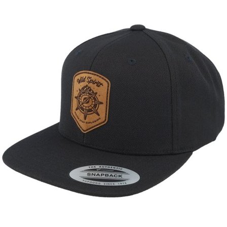 Wild Spirit - Svart snapback Keps - Compass Shield Brown Patch Black Snapback @ Hatstore