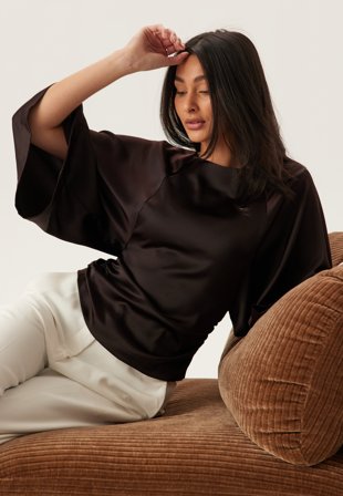 Bubbleroom Occasion - Wide Sleeve Satin Blouse - Dark brown - Kläder