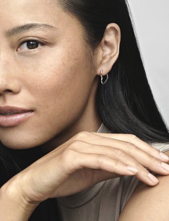 Pandora Small Asymmetric Heart Sterling Silver Hoop Earrings - Silver - ONE SIZE