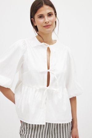 Claire Rose x NA-KD Bluse mit Schnürung vorne und Puffärmeln - Blusen - Weiß - EU 32