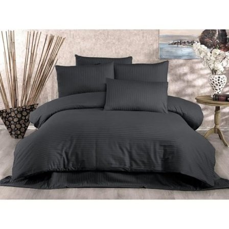 Vuodevaatteet - 1 peitonpussi 220x240 cm + 2 tyynynpäällistä 60x60 cm - 70% polyesteriä, 30% puuvillaa - Antrasiitti