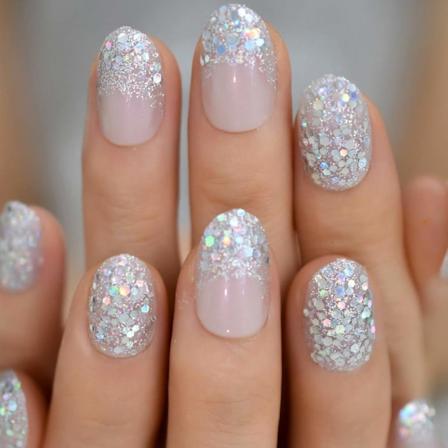 Holografiske sølv glitter tryk på negle kort stil daglig brug nøgen pink dame falske negle ovale form neglekunst tips