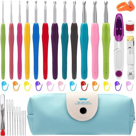 45-delars handarbetsset med virknålar, maskmarkörer och måttband – Flerfärgat