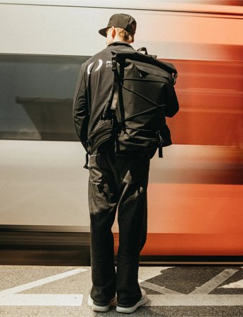 KILOMETER STUDIOS Spin Bag - Black - 30 L