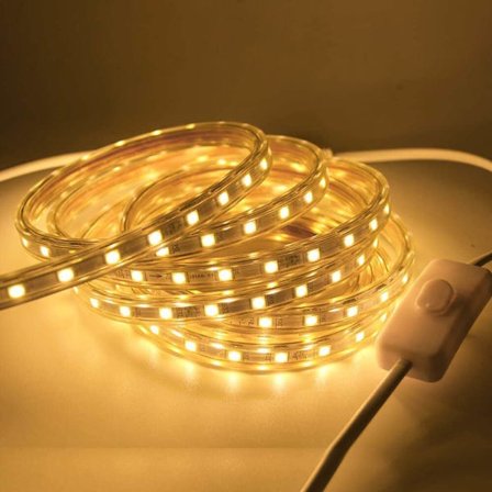 Vandtæt udendørs varm hvid LED-strimmel 5M AC 220V med stik, 120 Led / m 24v 4000K LED fleksibel strimmel (varm hvid, 5m)