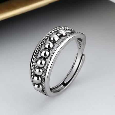 Parring retro europeisk och amerikansk ny smyckesmode enkel prickig pärlad ring thailändskt silvertillbehör rörlig ring A