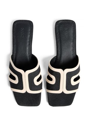 Handpicked x NA-KD Contrast Slip In Sandal - Lave sko - Sort - EU 40