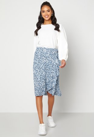 ONLY Fuchsia Wrap Skirt Black Ranch Floral Klær