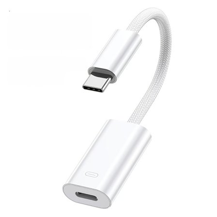 Adapter til iPhone, konverterer Lightning til Type-C til opladning og dataoverførsel.