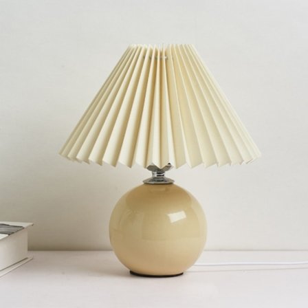 Plisserad lampskärm mysig sänglampa nattlampa modern keramisk skrivbordslampa 220V (beige kropp+överdrag)