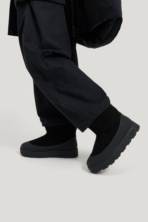 Tretorn Asto Low Hybrid — Waterdichte Schoenen Dames — Zwart | Bovenkleding, Regenlaarzen, Jassen & Regenkleding voor Dames, Heren & Kinderen